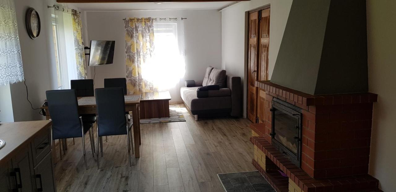 Dom Do Wynajecia Bocianie Gniazdo Apartment Augustow Luaran gambar